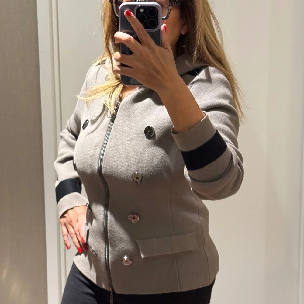 EUROPEAN-DESIGNED TAUPE-GRAY & BLACK HOODIE/CARDIGAN—Size 4 - Picture 12 of 12